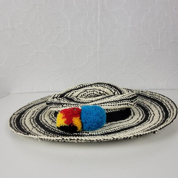 Hinge Two Tone Panama Hat Black White Wide Brim Woven Straw Pom Pom Summer NWOT - Picture 7 of 16